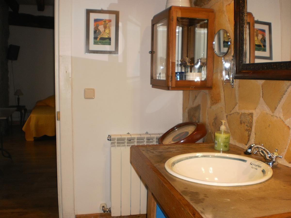 Larraenea Bed And Breakfast Lesaka Dış mekan fotoğraf